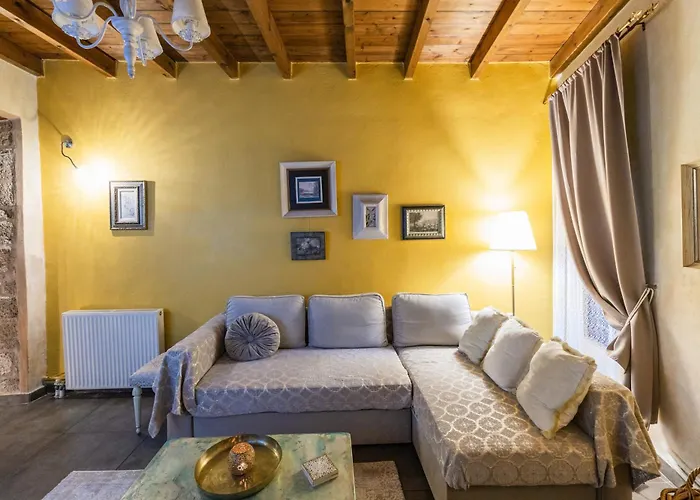 Old Town Classic House Rhodes