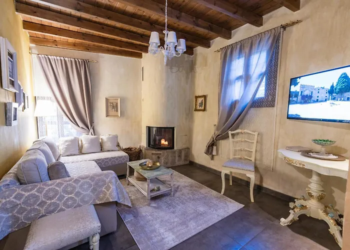 Old Town Classic House Rhodes